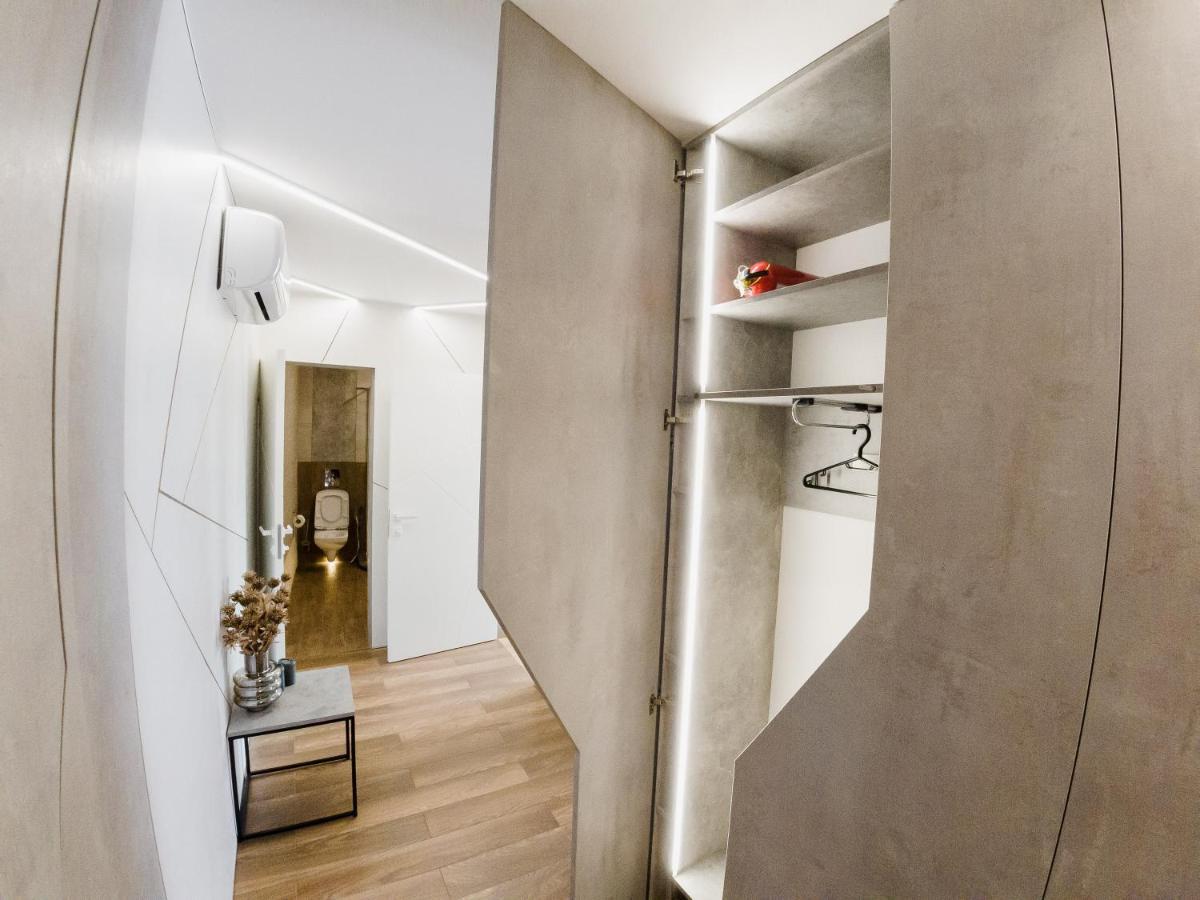 Vip Apartment- Розумний Дім Lviv Exterior photo